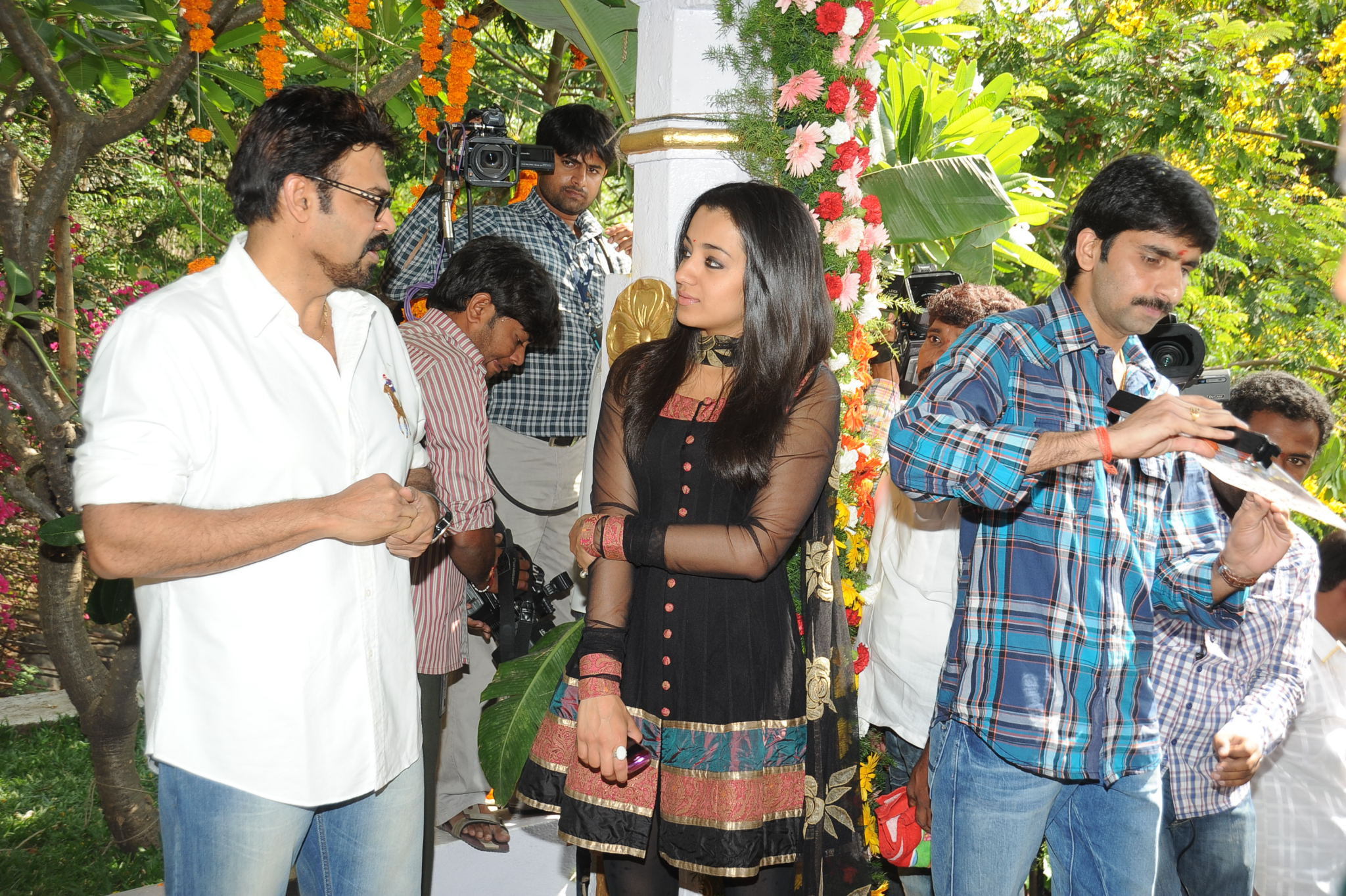 Venky and Trisha New Movie Launch Stilss | Picture 33942
